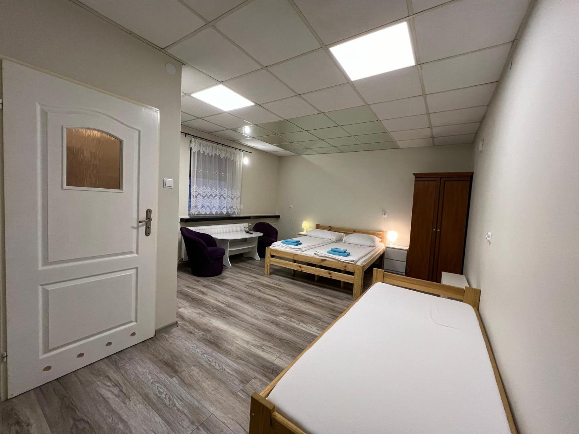 Etna - -noclegi Hostel Rzeszow